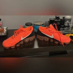 Nike Vapormax orange size 10.0 men’s
